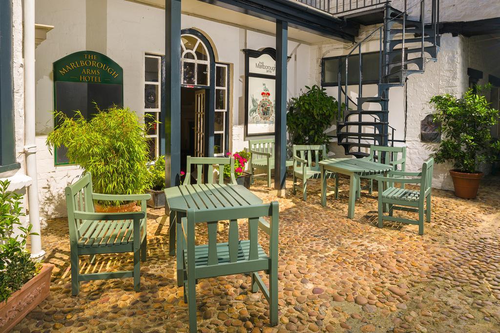 Marlborough Arms Ξενοδοχείο Γούντστοκ Εξωτερικό φωτογραφία